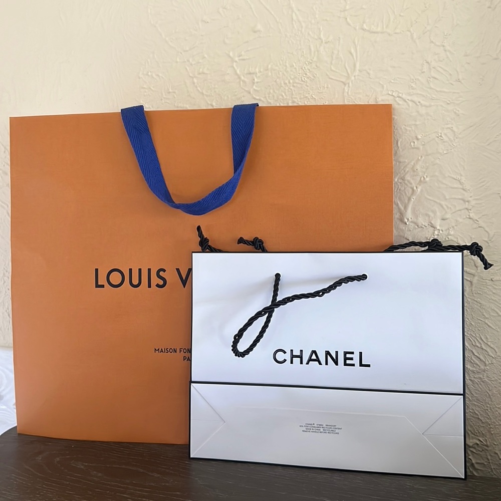 Louis Vuitton & Chanel shopping 🛍️ bag